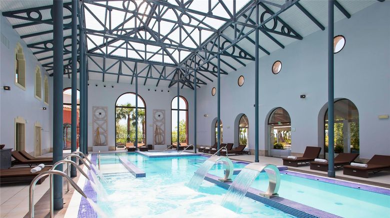 <b>Melia Villaitana Pool</b>. Images powered by <a href="https://iceportal.shijigroup.com/" title="IcePortal" target="_blank">IcePortal</a>.