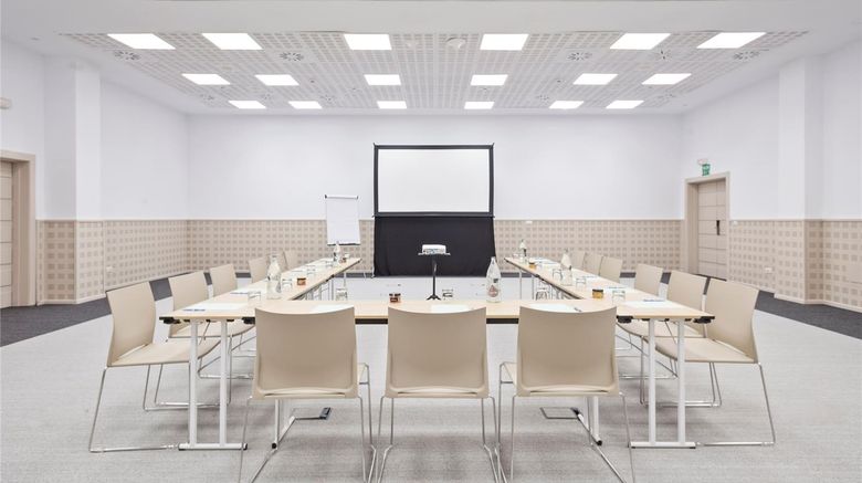 <b>The Level at Melia Villaitana Meeting</b>. Images powered by <a href="https://iceportal.shijigroup.com/" title="IcePortal" target="_blank">IcePortal</a>.