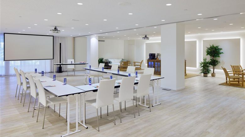 <b>Melia Calvia Beach Meeting</b>. Images powered by <a href="https://iceportal.shijigroup.com/" title="IcePortal" target="_blank">IcePortal</a>.