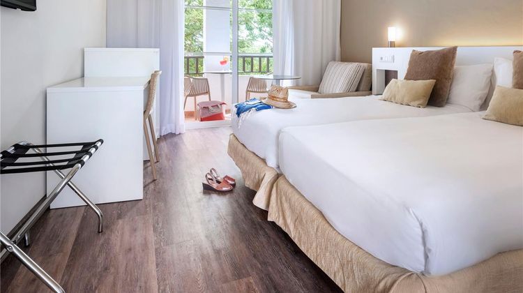 Sol Falco Room