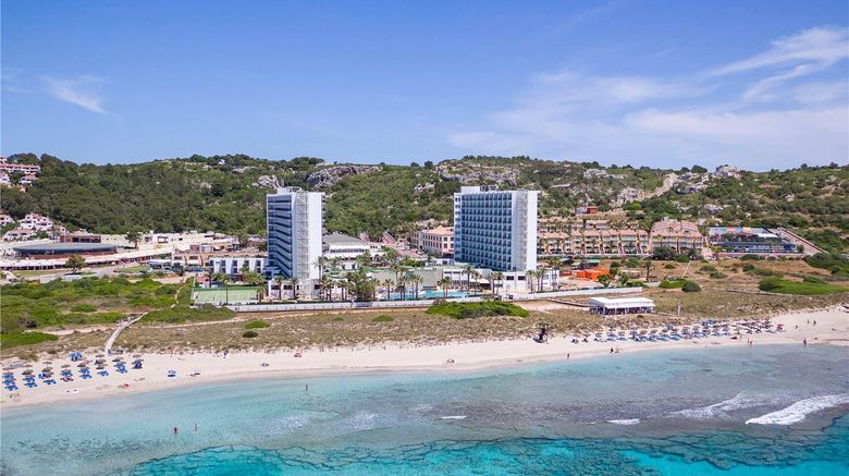 <b>Sol Milanos Pinguinos Beach</b>. Images powered by <a href="https://iceportal.shijigroup.com/" title="IcePortal" target="_blank">IcePortal</a>.