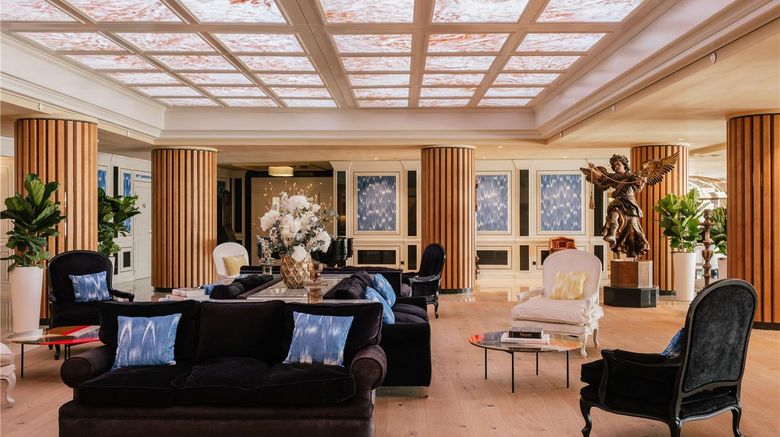 <b>Gran Melia Victoria Exterior</b>. Images powered by <a href="https://iceportal.shijigroup.com/" title="IcePortal" target="_blank">IcePortal</a>.