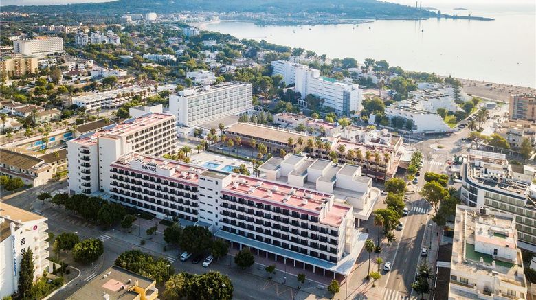 INNSIDE Alcudia Exterior. Images powered by <a href="https://iceportal.shijigroup.com" target="_blank" rel="noopener">Ice Portal</a>.