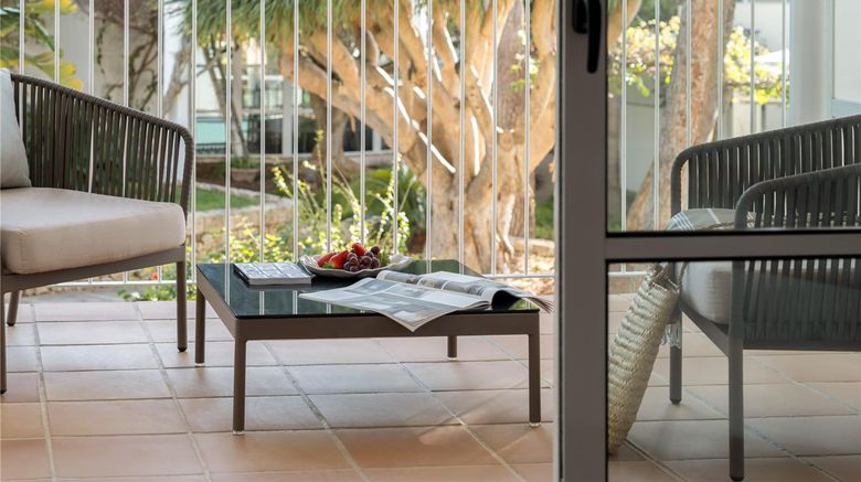 <b>Melia Cala d'Or Boutique Hotel Room</b>. Images powered by <a href="https://iceportal.shijigroup.com/" title="IcePortal" target="_blank">IcePortal</a>.