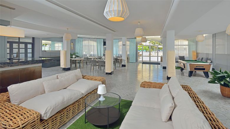 <b>Sol Lunamar Apartamentos Restaurant</b>. Images powered by <a href="https://iceportal.shijigroup.com/" title="IcePortal" target="_blank">IcePortal</a>.