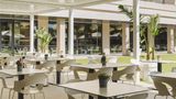 <b>Melia Sitges Restaurant</b>. Images powered by <a href="https://iceportal.shijigroup.com/" title="IcePortal" target="_blank">IcePortal</a>.
