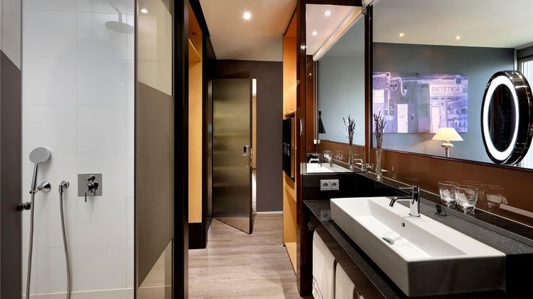 Melia Barcelona Sky Room