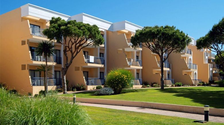 <b>Sol Sancti Petri Apartamentos Exterior</b>. Images powered by <a href="https://iceportal.shijigroup.com/" title="IcePortal" target="_blank">IcePortal</a>.