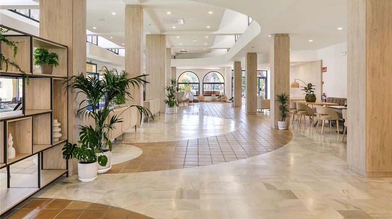 <b>Sol Sancti Petri Apartamentos Exterior</b>. Images powered by <a href="https://iceportal.shijigroup.com/" title="IcePortal" target="_blank">IcePortal</a>.