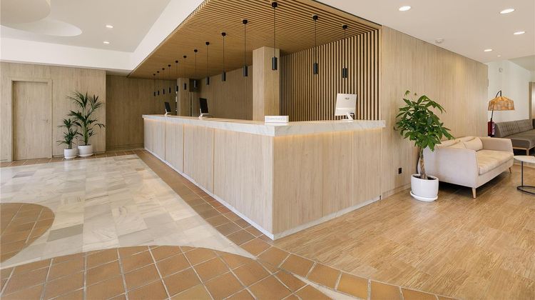 Sol Sancti Petri Apartamentos Lobby