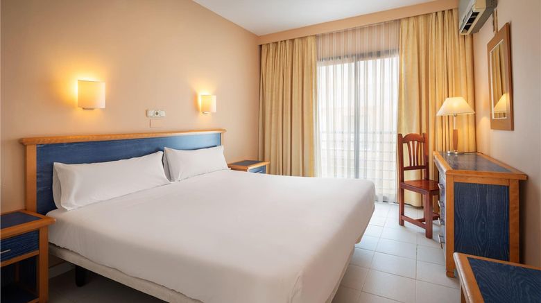 <b>Sol Sancti Petri Apartamentos Room</b>. Images powered by <a href="https://iceportal.shijigroup.com/" title="IcePortal" target="_blank">IcePortal</a>.