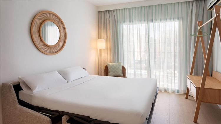 Sol Sancti Petri Apartamentos Room