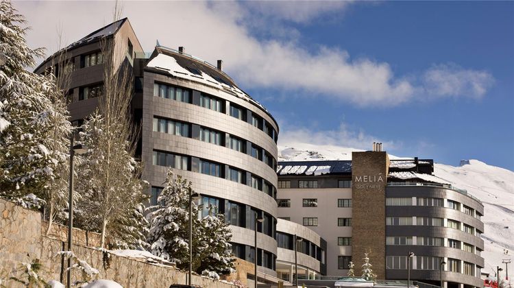 Melia Sol y Nieve Exterior