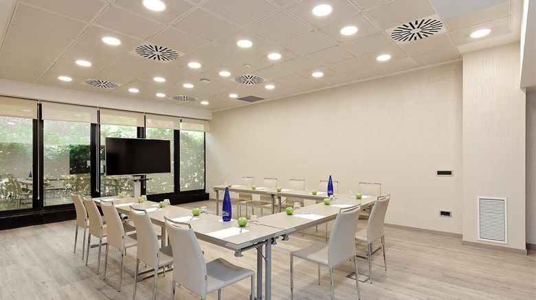 <b>Melia Avenida America Meeting</b>. Images powered by <a href="https://iceportal.shijigroup.com/" title="IcePortal" target="_blank">IcePortal</a>.
