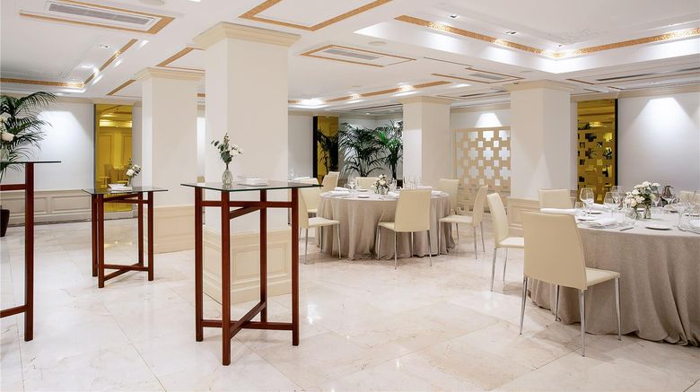 <b>Gran Melia Fenix Meeting</b>. Images powered by <a href="https://iceportal.shijigroup.com/" title="IcePortal" target="_blank">IcePortal</a>.