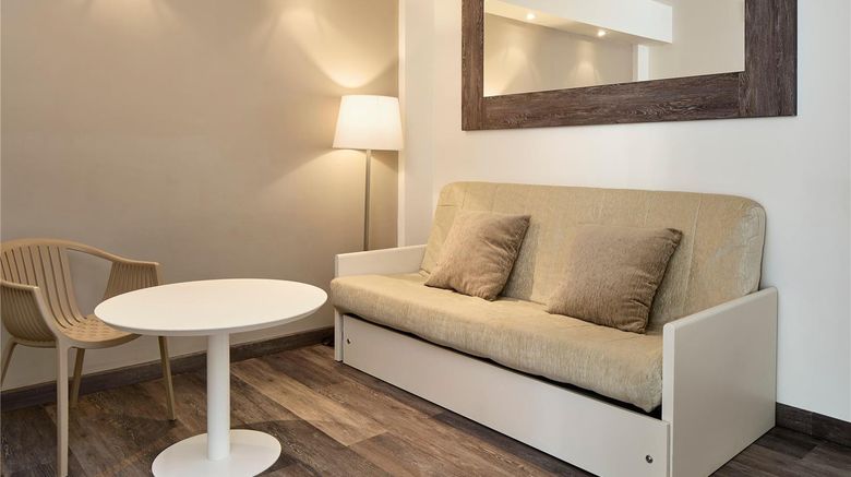 <b>Sol Principe Room</b>. Images powered by <a href="https://iceportal.shijigroup.com/" title="IcePortal" target="_blank">IcePortal</a>.