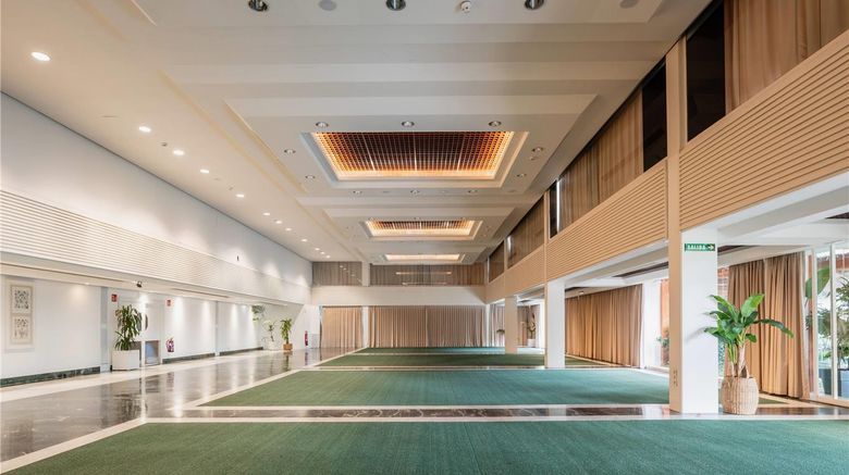<b>Gran Melia Don Pepe Meeting</b>. Images powered by <a href="https://iceportal.shijigroup.com/" title="IcePortal" target="_blank">IcePortal</a>.