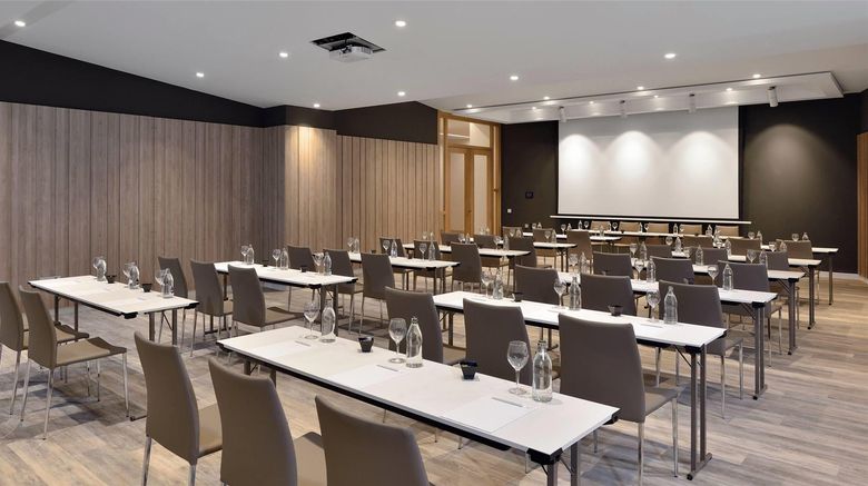 <b>Sol Torremolinos Don Marco Meeting</b>. Images powered by <a href="https://iceportal.shijigroup.com/" title="IcePortal" target="_blank">IcePortal</a>.
