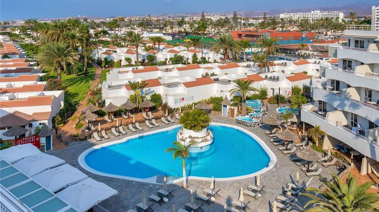 Sol Barbacan Pool