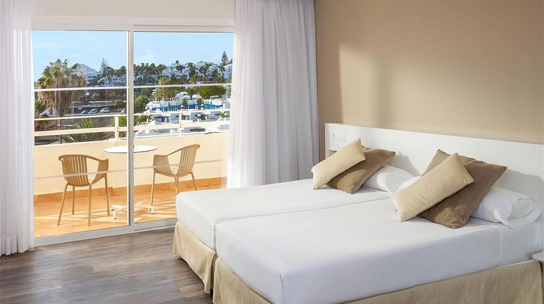 <b>Sol Lanzarote Room</b>. Images powered by <a href="https://iceportal.shijigroup.com/" title="IcePortal" target="_blank">IcePortal</a>.