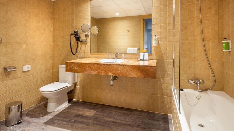 <b>Sol Lanzarote Room</b>. Images powered by <a href="https://iceportal.shijigroup.com/" title="IcePortal" target="_blank">IcePortal</a>.