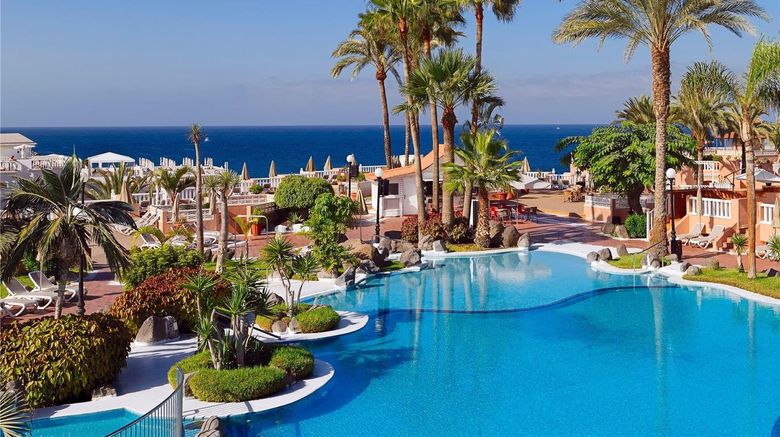 <b>Sol Sun Beach Apartments Pool</b>. Images powered by <a href="https://iceportal.shijigroup.com/" title="IcePortal" target="_blank">IcePortal</a>.