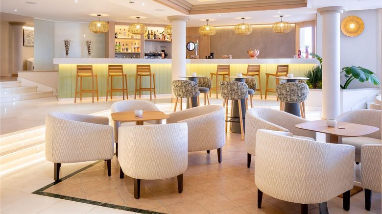 <b>Sol Sun Beach Apartments Restaurant</b>. Images powered by <a href="https://iceportal.shijigroup.com/" title="IcePortal" target="_blank">IcePortal</a>.