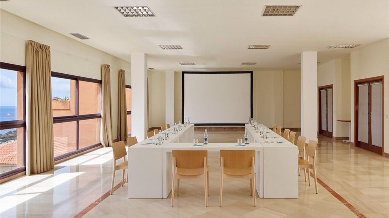 <b>Melia Jardines Del Teide Meeting</b>. Images powered by <a href="https://iceportal.shijigroup.com/" title="IcePortal" target="_blank">IcePortal</a>.