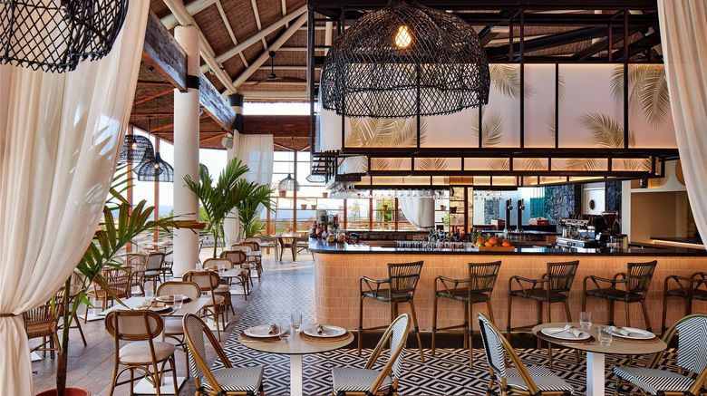 <b>Melia Jardines Del Teide Restaurant</b>. Images powered by <a href="https://iceportal.shijigroup.com/" title="IcePortal" target="_blank">IcePortal</a>.