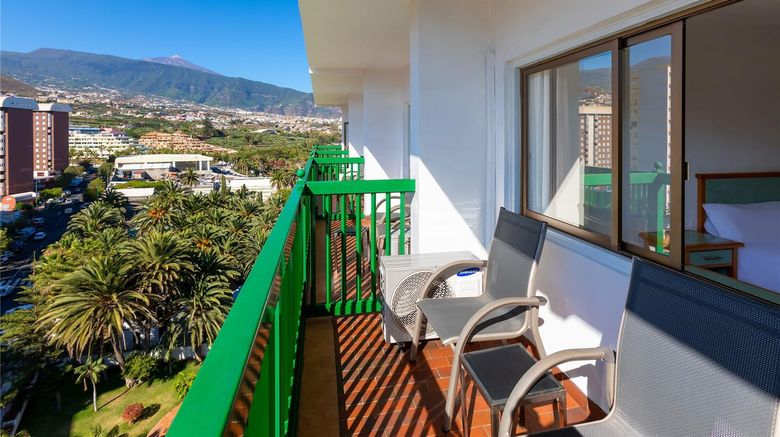 <b>Sol Puerto de la Cruz Tenerife Room</b>. Images powered by <a href="https://iceportal.shijigroup.com/" title="IcePortal" target="_blank">IcePortal</a>.