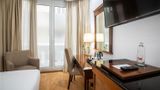 Melia Plaza Room