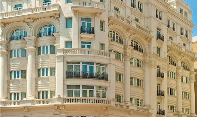 Melia Plaza Exterior