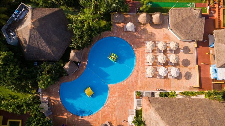 Melia Cozumel Beach & Golf Resort Pool