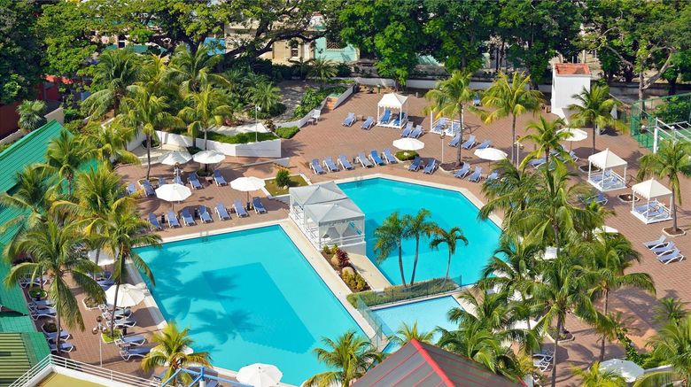 <b>Melia Santiago de Cuba Pool</b>. Images powered by <a href="https://iceportal.shijigroup.com/" title="IcePortal" target="_blank">IcePortal</a>.