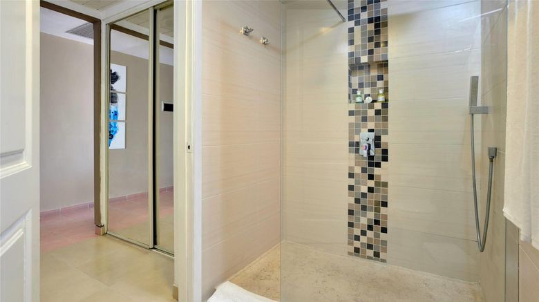 <b>Melia Cayo Coco Room</b>. Images powered by <a href="https://iceportal.shijigroup.com/" title="IcePortal" target="_blank">IcePortal</a>.
