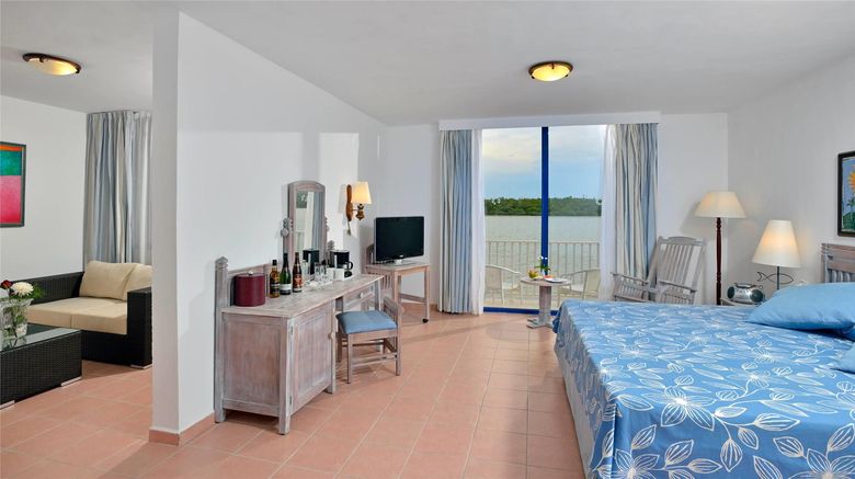 <b>Melia Cayo Coco Room</b>. Images powered by <a href="https://iceportal.shijigroup.com/" title="IcePortal" target="_blank">IcePortal</a>.