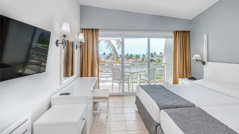 <b>Sol Cayo Coco Room</b>. Images powered by <a href="https://iceportal.shijigroup.com/" title="IcePortal" target="_blank">IcePortal</a>.