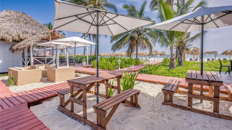 <b>Sol Cayo Coco Restaurant</b>. Images powered by <a href="https://iceportal.shijigroup.com/" title="IcePortal" target="_blank">IcePortal</a>.