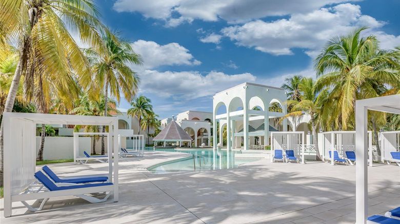 <b>Melia Las Americas Exterior</b>. Images powered by <a href="https://iceportal.shijigroup.com/" title="IcePortal" target="_blank">IcePortal</a>.