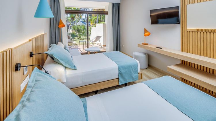 Sol Palmeras Room
