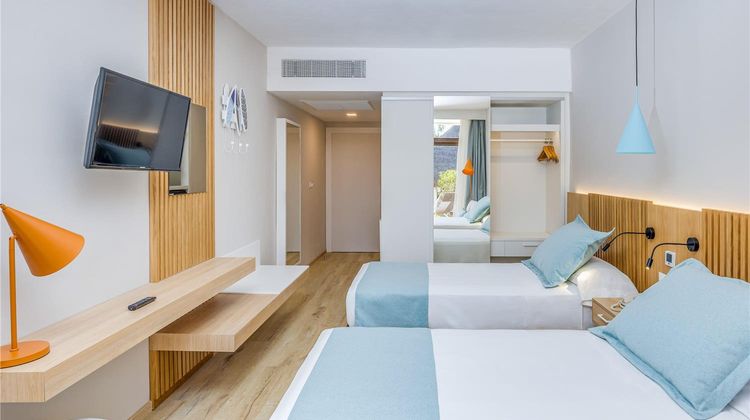 Sol Palmeras Room