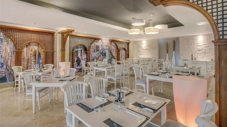 Sol Palmeras Restaurant