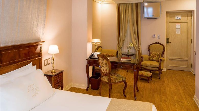 <b>Melia Recoleta Plaza Boutique Hotel Room</b>. Images powered by <a href=https://www.travelagewest.com/Hotels/Buenos-Aires/