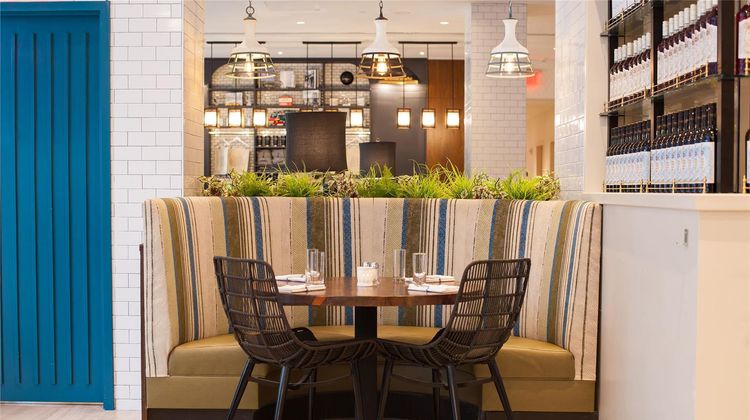 Melia Orlando Suite Hotel at Celebration Restaurant