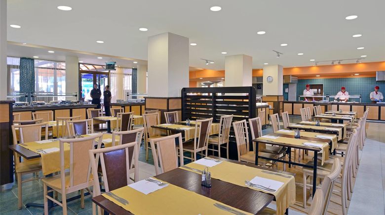 <b>Sol Nessebar Mare All Inclusive Restaurant</b>. Images powered by <a href="https://iceportal.shijigroup.com/" title="IcePortal" target="_blank">IcePortal</a>.
