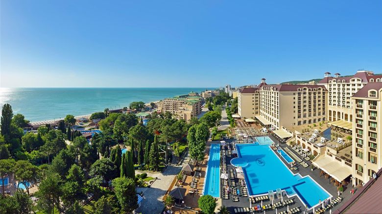 <b>Melia Grand Hermitage Pool</b>. Images powered by <a href="https://iceportal.shijigroup.com/" title="IcePortal" target="_blank">IcePortal</a>.