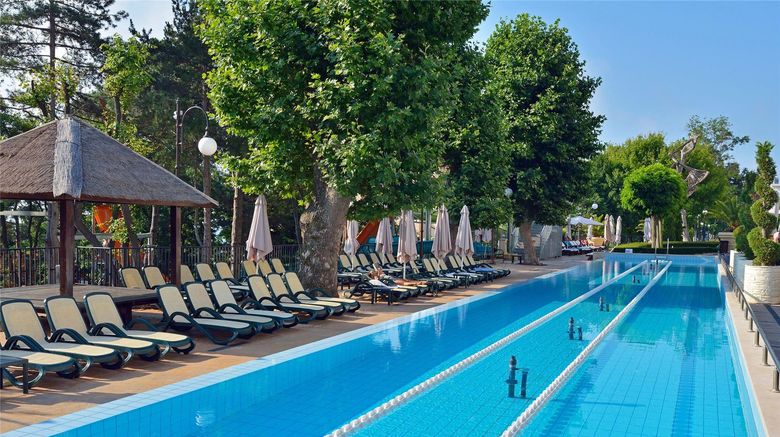 <b>Melia Grand Hermitage Pool</b>. Images powered by <a href="https://iceportal.shijigroup.com/" title="IcePortal" target="_blank">IcePortal</a>.