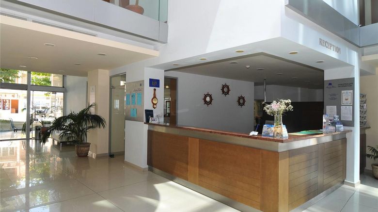 <b>Sol Marina Palace Lobby</b>. Images powered by <a href="https://iceportal.shijigroup.com/" title="IcePortal" target="_blank">IcePortal</a>.