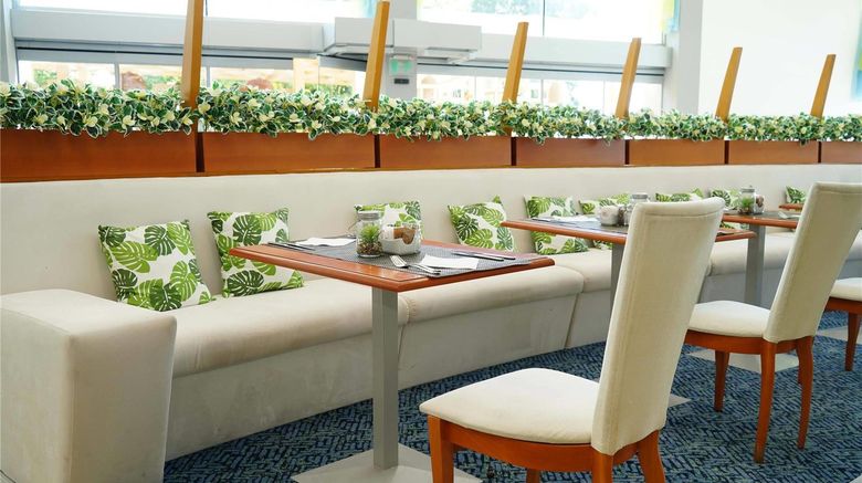 <b>Sol Marina Palace Restaurant</b>. Images powered by <a href="https://iceportal.shijigroup.com/" title="IcePortal" target="_blank">IcePortal</a>.