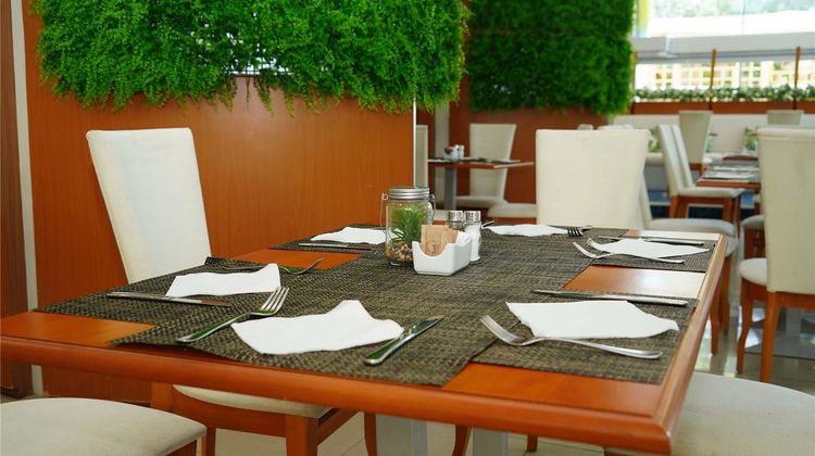 Sol Marina Palace Restaurant